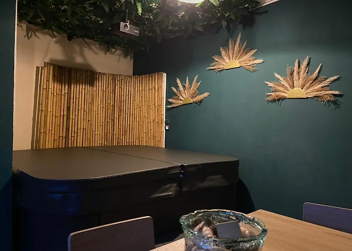 Nosy Komba Hébergement de vacances *